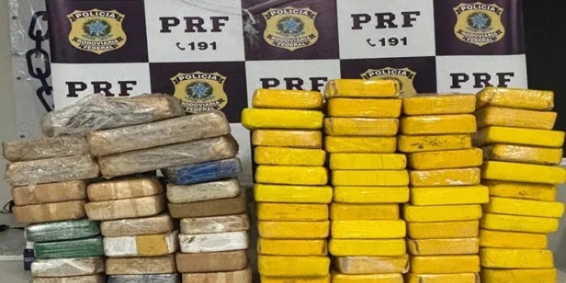 PRF apreende 69 kg de drogas em carro que saiu de Pombal e seguia para João Pessoa