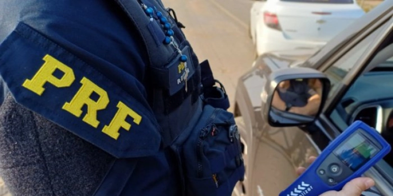 PRF detém cinco condutores flagrados dirigindo sob influência de álcool na Paraíba