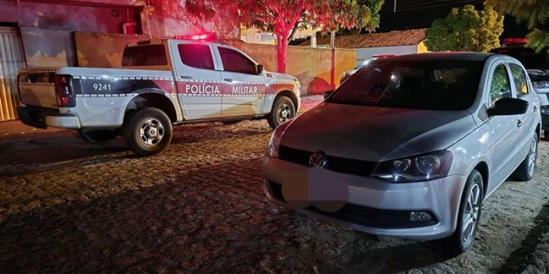 Polícia militar recupera veículo com queixa de roubo no sertão 