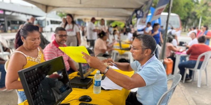 Caravana do Cuidar acontece nesta sexta-feira em alusão ao Dia do Orgulho LGBT
