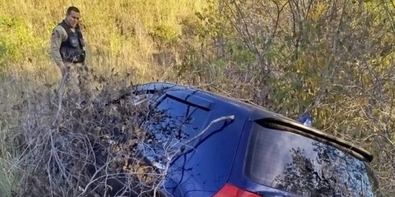 Polícia Militar recupera veículo com registro de roubo na cidade de São José de Piranhas