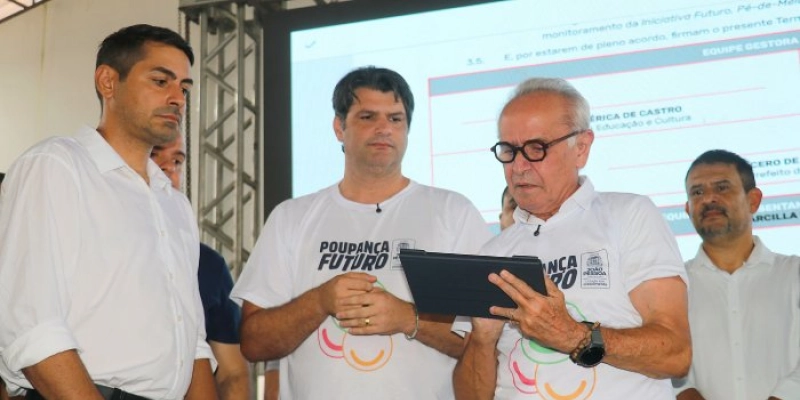 Cícero Lucena faz de João Pessoa a primeira capital a implementar programa com poupança estudantil