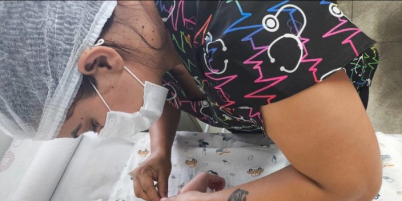Vacina contra BCG protege o bebê desde o nascimento contra formas graves da tuberculose