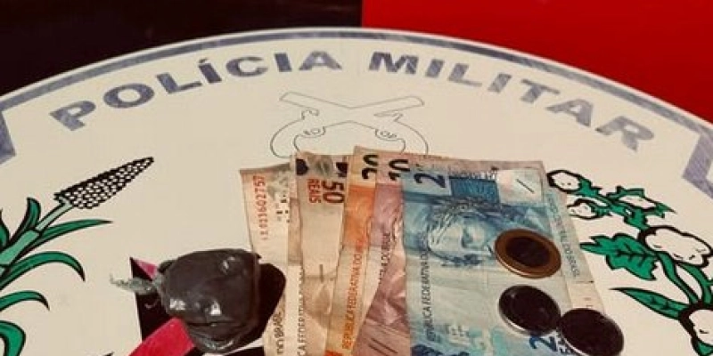 Polícia Militar conduz homem à Delegacia por posse de entorpecentes na cidade de Coremas