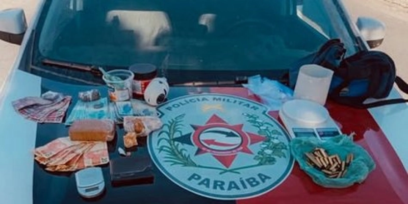 Polícia Militar desarticula ponto de tráfico de drogas em Igaracy