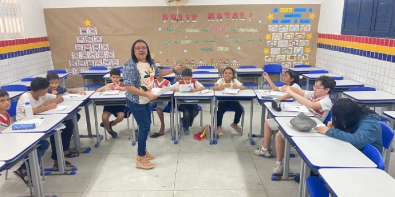 Prefeitura de João Pessoa amplia prazo para inscrição de alfabetizador voluntário, com bolsas até R$ 1.720