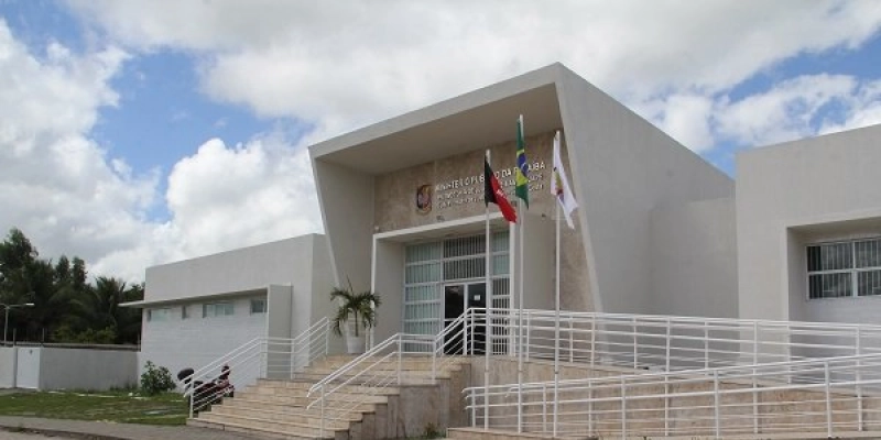 MP celebra TAC para regularizar quadro de servidores de Mataraca