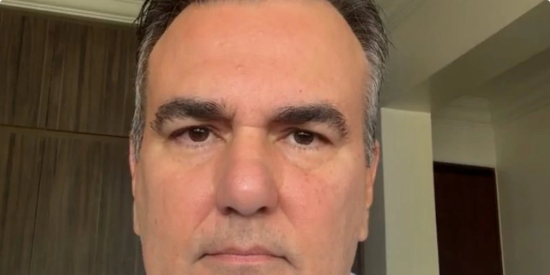 Líder conservador da Paraíba anuncia saída da corrida eleitoral de 2026