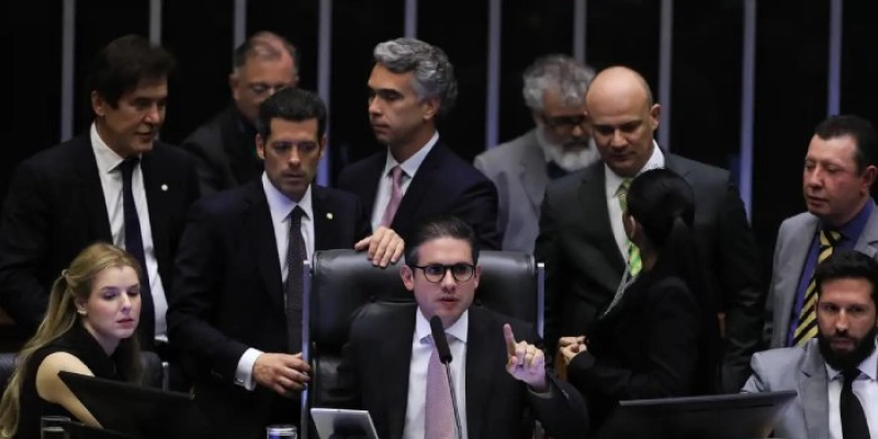 Câmara aprova urgência para proposta que reduz benefícios fiscais