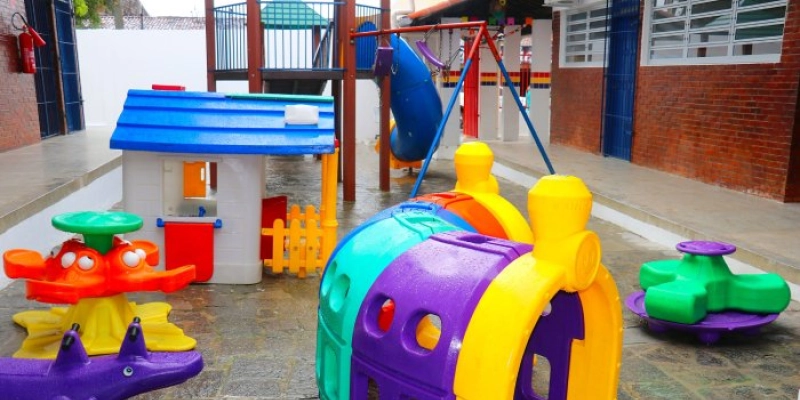 Cícero Lucena entrega 51ª escola reconstruída com tecnologia e estrutura moderna