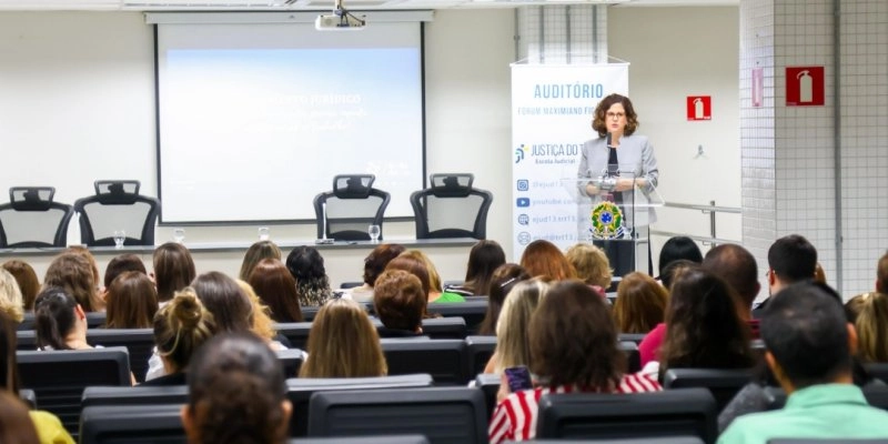 Prefeitura promove encontro para debater assédio e outras formas de violência no ambiente de trabalho