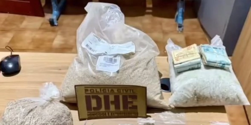 DHE apreende maconha, haxixe e R$ 7 mil em casa usada para tráfico no Sertão