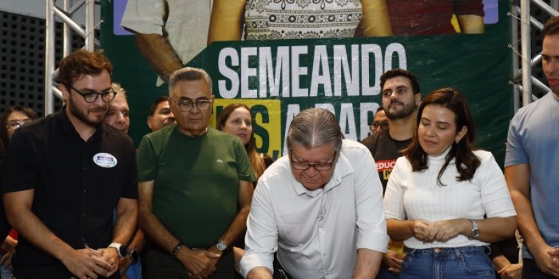 Em Pombal, João Azevêdo participa da oitava plenária do Orçamento Democrático 2025 e entrega benefícios superiores a R$ 20 milhões