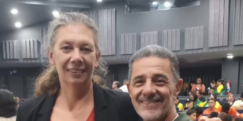 Ex-ministra do Esporte, Ana Moser e o Presidente do PT de Cajazeiras, professor mestre Kim Alves participam em Fortaleza do Seminário “Incentivo ao Esporte como fomento para uma política descentralizada”