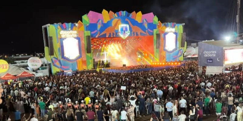 No São Julho de Sousa, Padre Fábio de Melo, Grupo Shalom Sousa e Milites da Paz realizam shows históricos com muito louvor