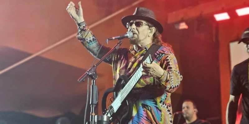 Geraldo Azevedo emociona público com show impecável no São Julho, em Sousa