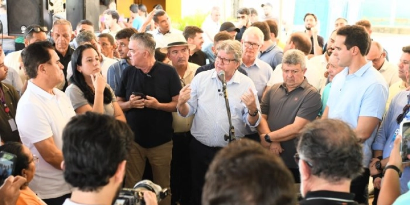 João Azevêdo entrega e inspeciona obras de abastecimento de água e infraestrutura rodoviária em Gurinhém, Ingá, Mogeiro e Salgado de São Félix