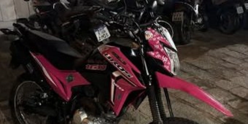 Polícia Militar apreende motocicleta com sinais identificadores adulterados, em Malta