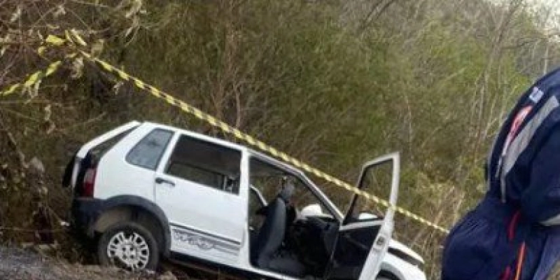 Colisão entre veículos deixa três mortos e dois feridos na PB-238, no Sertão da PB