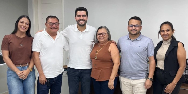 Ao lado da prefeita de Mari, Wilson Filho destaca ações em defesa da população do município