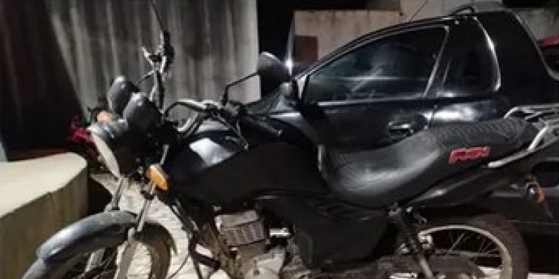 PM apreende motocicleta com sinais de adulteração e conduz homem à DP por embriaguez ao volante