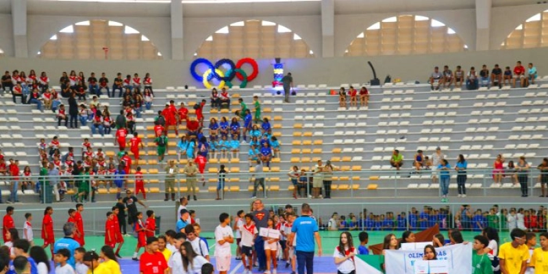 Cícero Lucena destaca integração entre educação e esporte durante abertura das Olimpíadas Escolares de João Pessoa