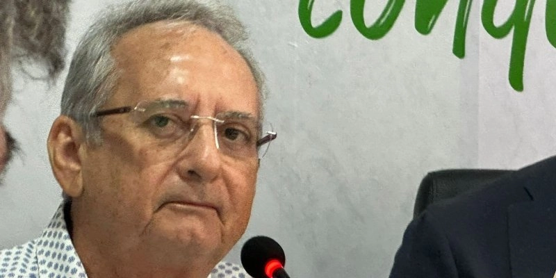 SOUSA: Zé Célio divulga licitação para micro-ônibus escolar com recursos da educação