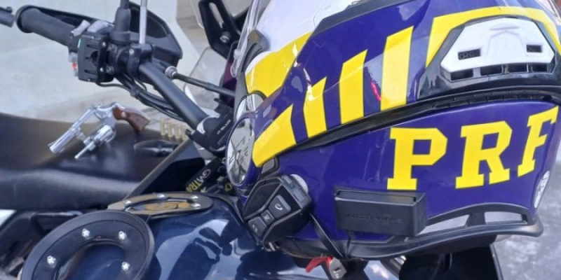 Em cerca de 8 horas, PRF na Paraíba identifica moto adulterada, flagra crime ambiental e retira arma de fogo de circulação