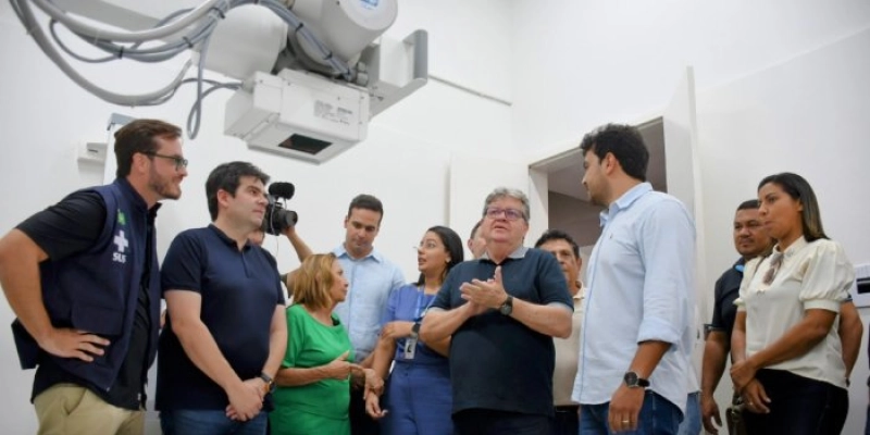 Governador assegura investimentos no Brejo com entrega de escola e equipamentos de Saúde em Bananeiras, Belém e Guarabira