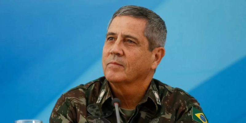 Moraes mantém prisão do general Braga Netto