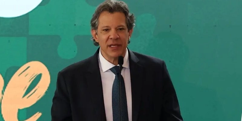Governo entrega plano de socorro a setores afetados por tarifaço dos EUA; Brasil aciona OMC