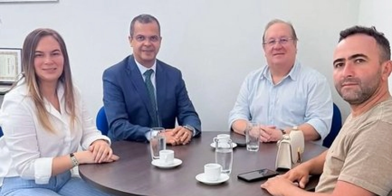 Deputado Jutay Meneses recebe pleitos em defesa da pesca artesanal no Sertão