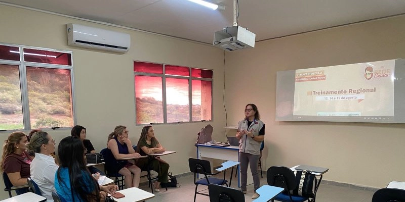 Saúde promove qualificação da Rede Cuidar para profissionais do Sertão paraibano