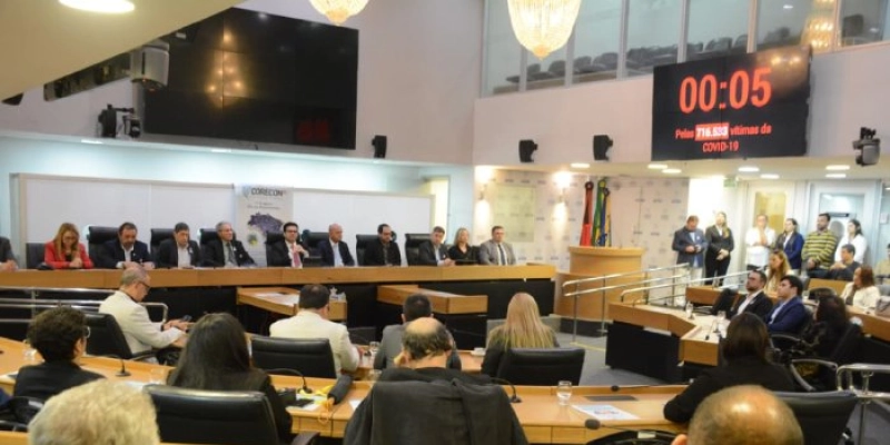 ALPB realiza sessão especial em homenagem ao Dia do Economista