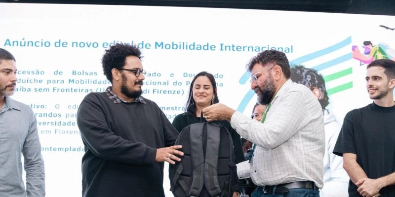 II Fórum Paraíba sem Fronteiras encerra com pré-embarque de estudantes e anúncio de 36 vagas em novos editais