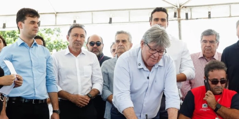 João Azevêdo autoriza licitação para construção de Vila Paralímpica, Policlínica e Centro Comunitário com investimentos de R$ 165 milhões