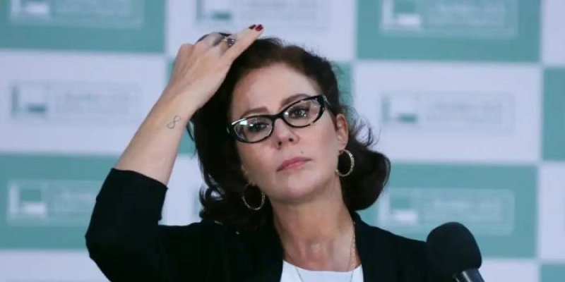 Justiça da Itália mantém prisão de Carla Zambelli