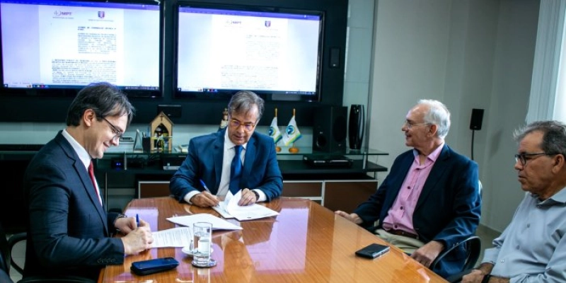 TCE-PB e MPT firmam acordo para compartilhar informações e fortalecer combate à corrupção
