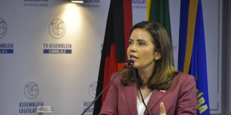 Tá na Mesa: Pollyanna dá aula de gestão e apresenta detalhes do maior programa de segurança alimentar da Paraíba na ALPB