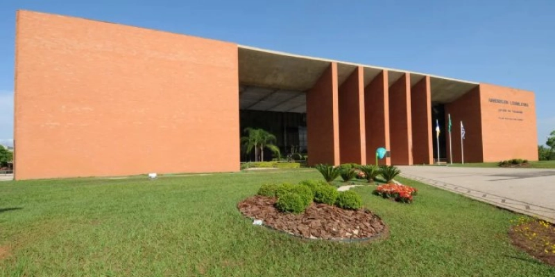 PF faz buscas em gabinetes de dez deputados estaduais do Tocantins