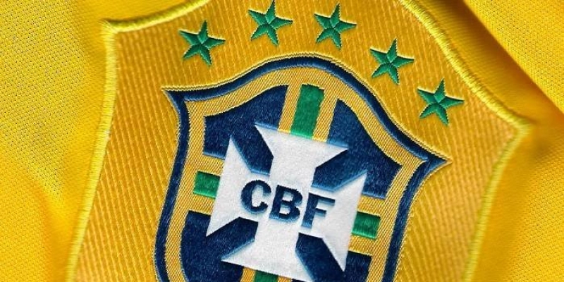 Brasil joga bem no Maracanã e derrota Chile pelas Eliminatórias
