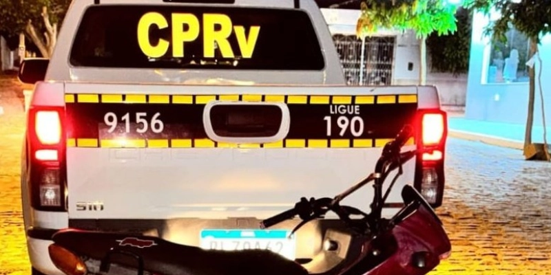 Polícia recupera motocicleta roubada em São Bento