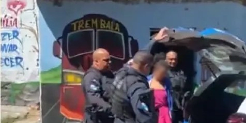 Paraibana é presa no Rio de Janeiro suspeita de ocultar corpo da filha de 7 anos com deficiência