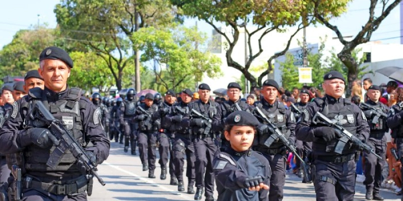 Desfile cívico-militar leva multidão às ruas com participação de vários órgãos da Prefeitura de João Pessoa