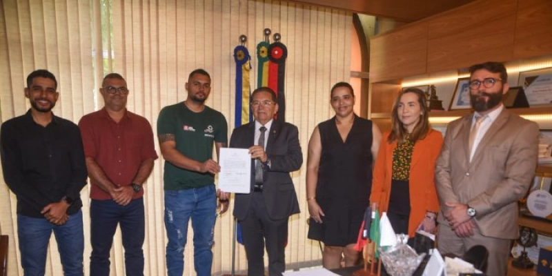 AL firma convênio com Associação de Catadores de Recicláveis de João Pessoa
