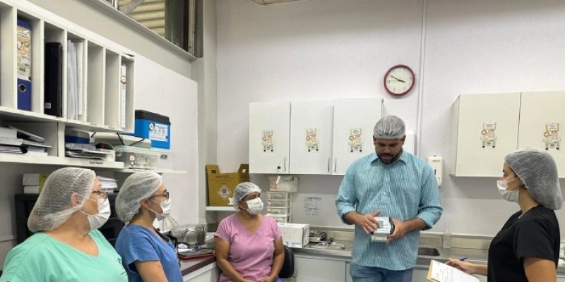 Hospital de Trauma de João Pessoa recebe 100 novas bombas para dietas enterais e capacita colaboradores