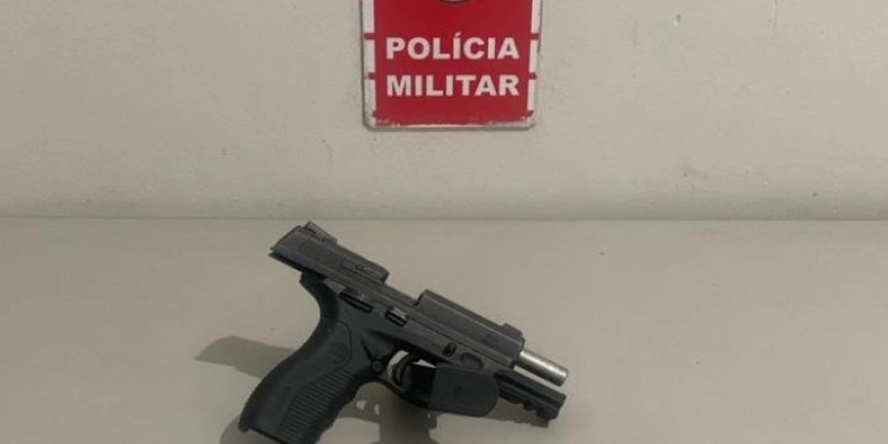 Casal é preso com arma de fogo durante abordagem de trânsito em Santa Rita