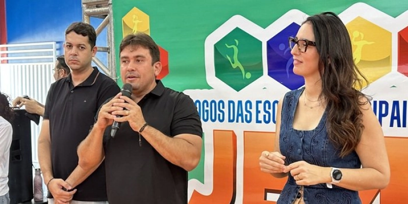 Com a presença do prefeito Helder Carvalho, foi realizada a cerimônia de abertura dos Jogos Escolares Municipais de Sousa