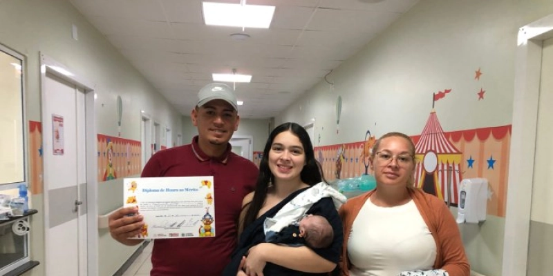 Bebê que passou por cirurgia cardíaca de alta complexidade aos 16 dias de vida recebe alta do Hospital Metropolitano