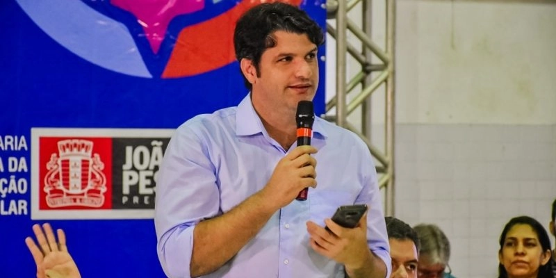 Léo Bezerra minimiza atrito interno e defende unidade em meio à reconfiguração política em João Pessoa